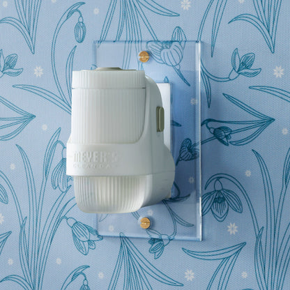 Mrs. Meyer's Snowdrop Plug-In Oil Warmer with Scented Refill